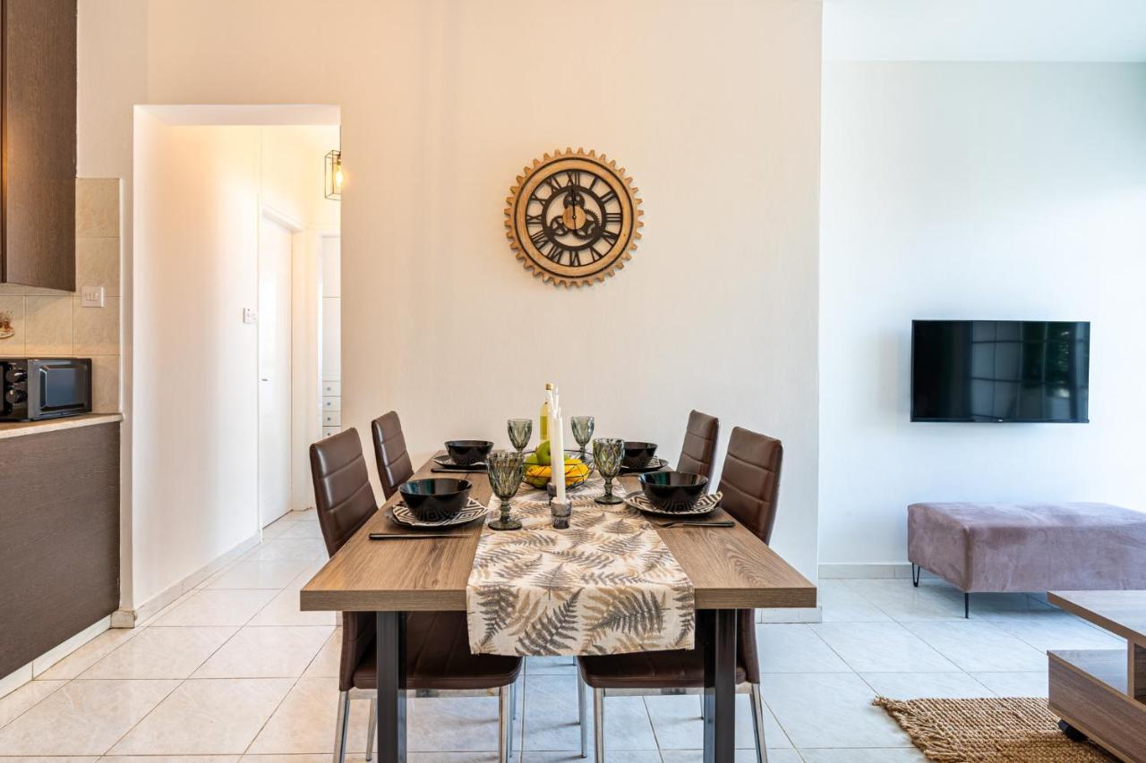 Araminta 2-Bedroom Apartment In ลาร์นาคา ภายนอก รูปภาพ