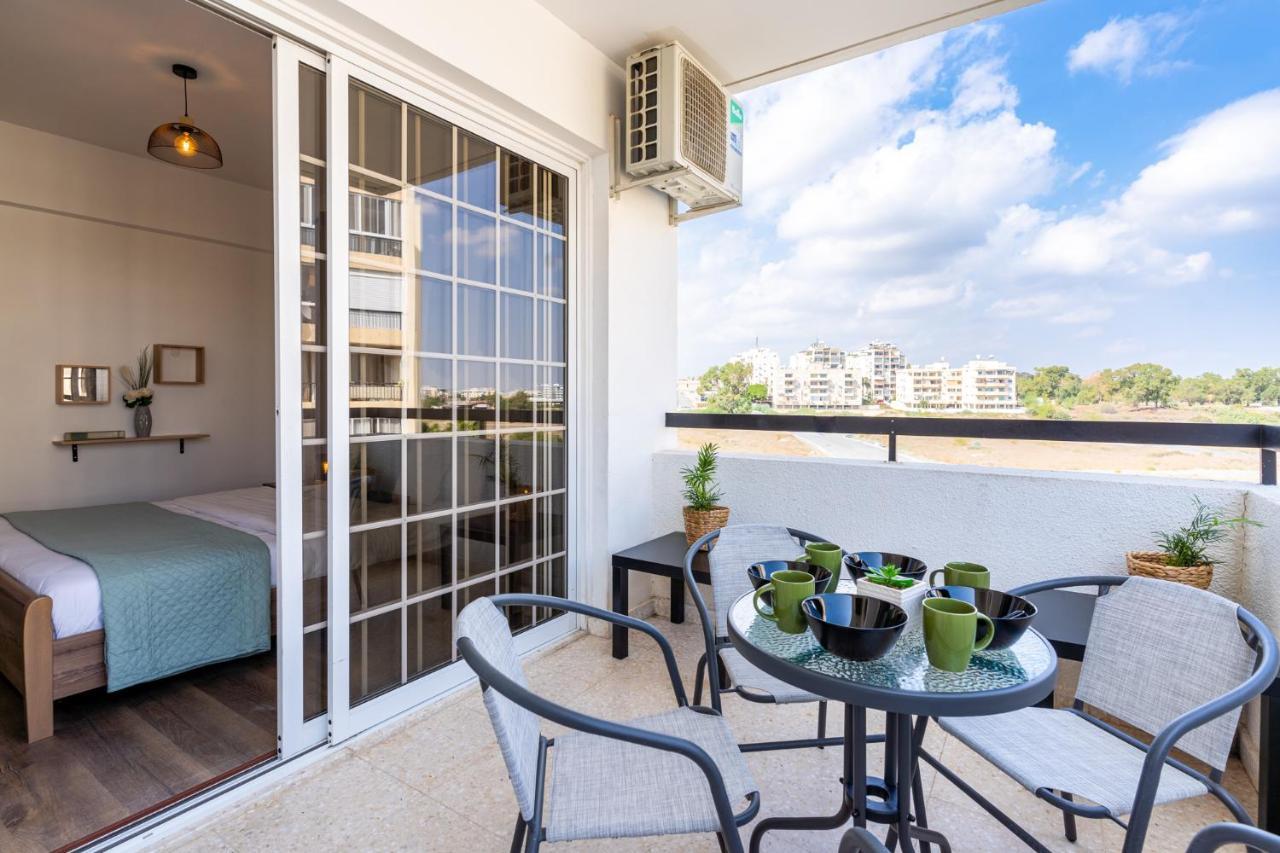 Araminta 2-Bedroom Apartment In ลาร์นาคา ภายนอก รูปภาพ