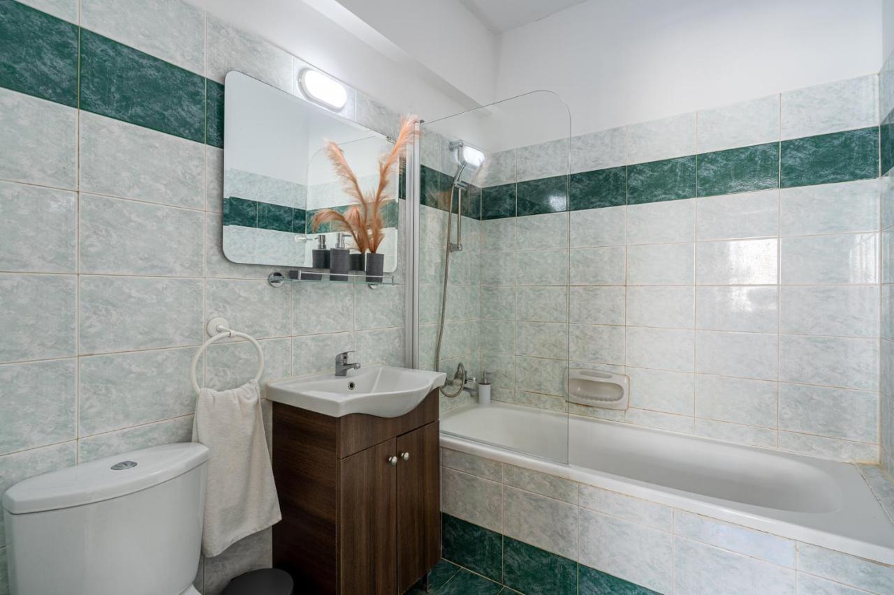 Araminta 2-Bedroom Apartment In ลาร์นาคา ภายนอก รูปภาพ